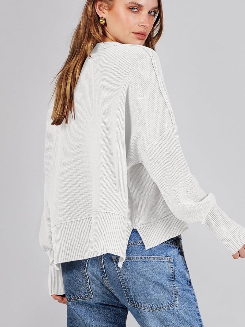 Classic Crewneck White cropped Sweater - Picture 4 of 9